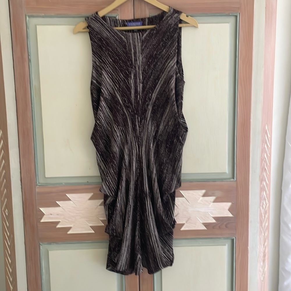 Vivienne Tam | Ruched side abstract print dress. Size Medium. Designer